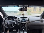 Hyundai Elantra-10
