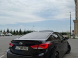 Hyundai Elantra-16