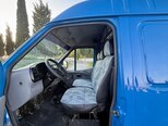 Ford Transit-12