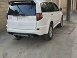 Isuzu Axiom-5