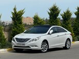 Hyundai Sonata-1