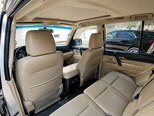Mitsubishi Pajero-11