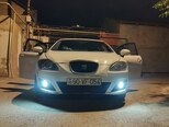 SEAT Leon-2