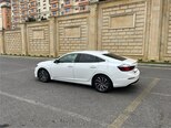 Honda Insight-4