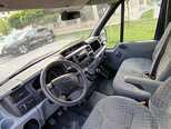 Ford Transit-13