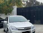 Opel Astra-2