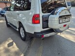 Mitsubishi Pajero-2