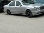 Mercedes E 240-2