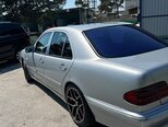 Mercedes E 240-6