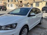 Volkswagen Polo-2
