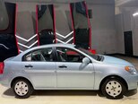 Hyundai Accent-5