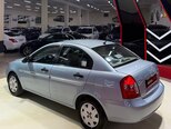 Hyundai Accent-7