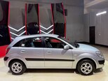Kia Rio-5