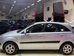Kia Rio-6