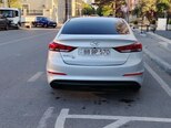 Hyundai Elantra-5