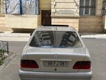 Mercedes E 240-5