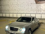 Mercedes E 240-12