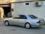 Mercedes E 240-8