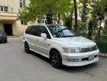 Mitsubishi Chariot-1
