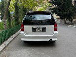 Mitsubishi Chariot-6