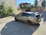 Toyota Prius-5