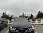 Mercedes E 220-1