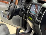Toyota Land Cruiser Prado-16