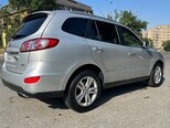 Hyundai Santa Fe-14