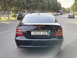 Mercedes E 240-3