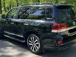 Toyota Land Cruiser-2