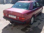 Mercedes 190-2