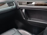 Volkswagen Touareg-11