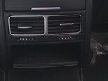 Volkswagen Touareg-9