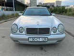 Mercedes E 230-1