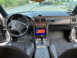 Mercedes E 230-3