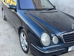 Mercedes E 200-2