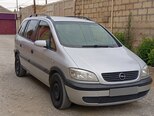 Opel Zafira-1