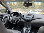 Hyundai Elantra-13