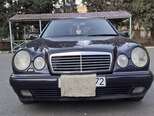 Mercedes E 240-1