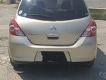 Nissan Tiida-12