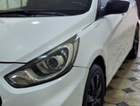 Hyundai Accent-2