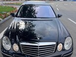 Mercedes E 220-1