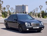 Mercedes E 280-4