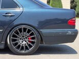 Mercedes E 280-9