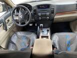 Mitsubishi Pajero-10