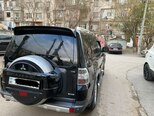 Mitsubishi Pajero-5