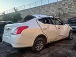 Nissan Sunny-4