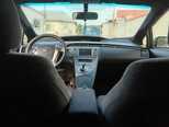 Toyota Prius-4