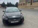 Hyundai Elantra-1