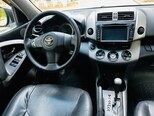 Toyota RAV4-7